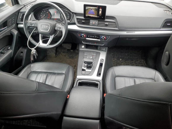 2020 Audi Q5 Premium with VIN WA1ANAFY4L2043820, listed as a Copart auction lot 52306765 with 102,821 mi miles and Salvage title. Bid and sale history available at DreamBid. Image 8.
