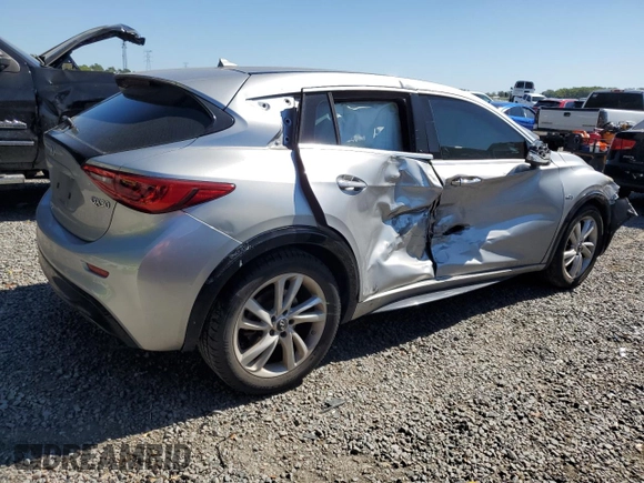 2018 Infiniti QX30 Luxury z VIN SJKCH5CP0JA050711, wystawiony jako Copart lot #48194225 z przebiegiem 116 892 mil mil oraz Szkoda całkowita • Salvage title. Historia ofert i sprzedaży dostępna na DreamBid. Obrazek 3.