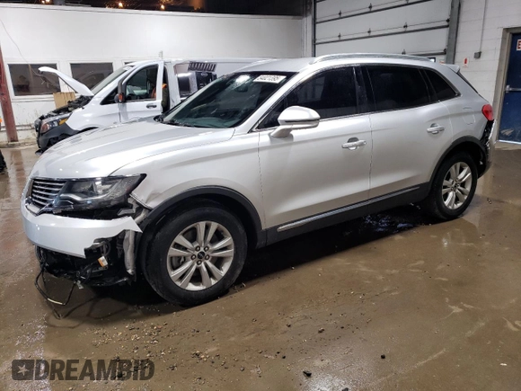 2017 Lincoln MKX Premiere z VIN 2LMPJ6JR5HBL50858, wystawiony jako Copart lot #54021395 z przebiegiem 101 480 mil mil oraz Szkoda całkowita • Salvage title. Historia ofert i sprzedaży dostępna na DreamBid. Obrazek 1.