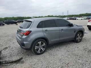 2021 Mitsubishi Outlander ES z VIN JA4APUAU8MU007926, wystawiony jako Copart lot #54585715 z przebiegiem 62 243 mil mil oraz Szkoda całkowita • Salvage title. Historia ofert i sprzedaży dostępna na DreamBid. Obrazek 3.