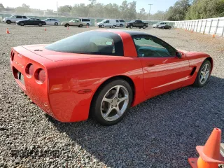 2000 Chevrolet Corvette with VIN 1G1YY22G8Y5131833, listed as a Copart auction lot 79720084 with 32,294 mi miles and Salvage Title. Bid and sale history available at carsss.com. Image 3.