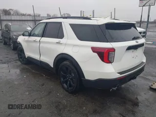 2024 Ford Explorer ST-Line with VIN 1FMSK7KH2RGA72381, listed as a IAAI auction lot 41409696 with 1,510 mi miles. Bid and sale history available at carsss.com. Image 3.