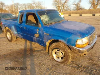 1999 Ford Ranger XL with VIN 1FTZR15V7XPB38465, listed as a IAAI auction lot 41097622 with 196,946 mi miles. Bid and sale history available at carsss.com. Image 1.