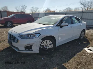 2019 Ford Fusion S with VIN 3FA6P0G76KR247850, listed as a Copart auction lot 49041185 with 189,591 mi miles and Salvage Title. Bid and sale history available at carsss.com. Image 1.