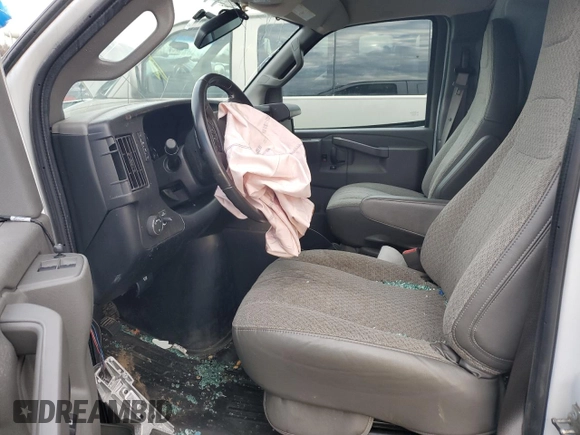 2022 Chevrolet Express Cargo with VIN 1GCWGAFP5N1185244, listed as a Copart auction lot 86700134 with Not provided miles and Salvage title. Bid and sale history available at DreamBid. Image 7.