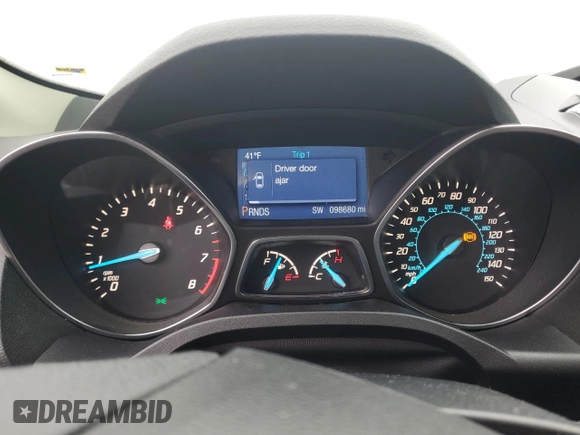 2013 Ford Escape SE with VIN 1FMCU0G99DUC31835, listed as a Copart auction lot 52690935 with 98,680 mi miles and Clean Title. Bid and sale history available at carsss.com. Image 9.