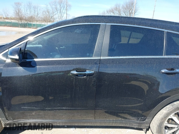 2018 Kia Sportage EX with VIN KNDPNCAC9J7324292, listed as a IAAI auction lot 41859338 with 124,519 mi miles and . Bid and sale history available at carsss.com. Image 14.