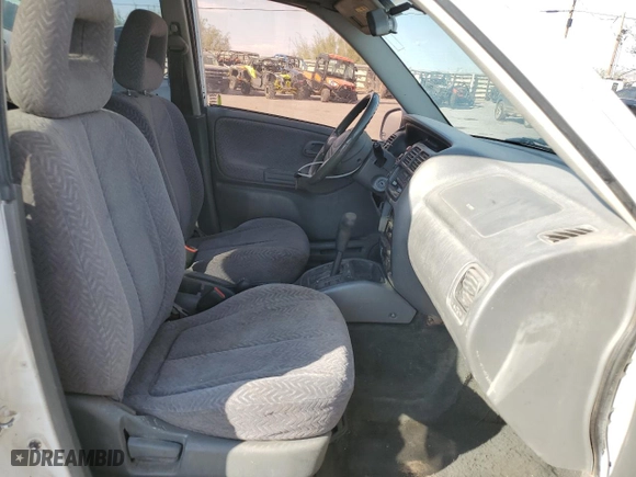 2002 Suzuki Grand Vitara JLX with VIN JS3TD62V824154031, listed as a Copart auction lot 76403684 with 208,529 mi miles and Salvage Title. Bid and sale history available at carsss.com. Image 7.