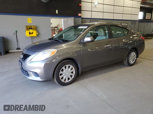 2012 Nissan Versa SL with VIN 3N1CN7AP3CL884299, listed as a Copart auction lot 49767595 with 184,242 mi miles and Salvage Title. Bid and sale history available at carsss.com. Image 1.