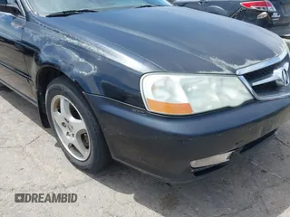 2002 Acura TL with VIN 19UUA56682A050537, listed as a IAAI auction lot 42056450 with 255,074 mi miles. Bid and sale history available at carsss.com. Image 6.