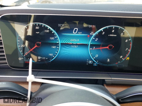 2021 Mercedes-Benz GLE 350 with VIN 4JGFB4KB5MA410086, listed as a Copart auction lot 88860435 with 19,787 mi miles and Salvage title. Bid and sale history available at DreamBid. Image 9.
