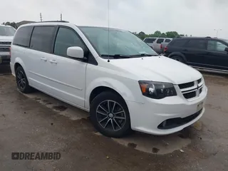 2017 Dodge Grand Caravan GT with VIN 2C4RDGEG8HR731576, listed as a IAAI auction lot 42101700 with 138,021 mi miles and . Bid and sale history available at DreamBid. Image 1.