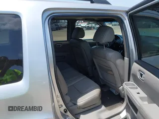 2011 Honda Pilot EX-L with VIN 5FNYF4H54BB099550, listed as a IAAI auction lot 42107327 with 217,050 mi miles and . Bid and sale history available at carsss.com. Image 8.