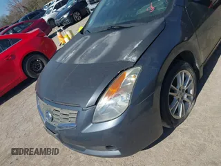 2008 Nissan Altima 3.5 SE with VIN 1N4BL24E48C202678, listed as a IAAI auction lot 41673761 with 200,411 mi miles. Bid and sale history available at carsss.com. Image 6.