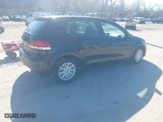 2013 Volkswagen Golf w/Conv & Sunroof with VIN WVWDB7AJ2DW138332, listed as a IAAI auction lot 42039901 with 113,636 mi miles. Bid and sale history available at carsss.com. Image 4.