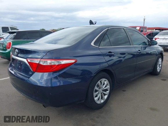 2016 Toyota Camry XLE with VIN 4T4BF1FK4GR553373, listed as a IAAI auction lot 41776384 with 157,690 mi miles. Bid and sale history available at carsss.com. Image 4.