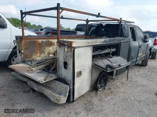 2017 Ford Super Duty F-250 SRW XLT with VIN 1FT7X2A69HEE28463, listed as a IAAI auction lot 41802487 with 1 mi miles. Bid and sale history available at carsss.com. Image 4.