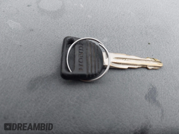 1988 Honda Civic z VIN JHMED8363JS009417, wystawiony jako IAAI lot #41959306 z przebiegiem 438 919 mil mil oraz . Historia ofert i sprzedaży dostępna na DreamBid. Obrazek 11.
