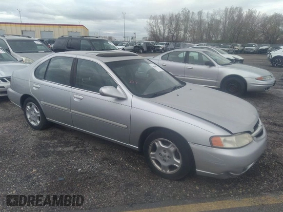 2001 Nissan Altima GXE with VIN 1N4DL01A81C120442, listed as a IAAI auction lot 36104251 with 0 mi miles. Bid and sale history available at carsss.com. Image 1.