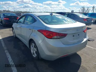 2013 Hyundai Elantra GLS с VIN 5NPDH4AE6DH399520, выставлен на аукционе IAAI как лот 41669620 с пробегом 202 396 миль миль и . История ставок и продаж доступна на DreamBid. Изображение 3.