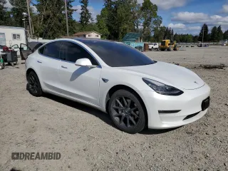 2018 Tesla Model 3 Long Range Battery with VIN 5YJ3E1EA7JF040942, listed as a Copart auction lot 56147225 with 82,482 mi miles and Salvage Title. Bid and sale history available at DreamBid. Image 4.