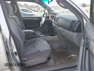 2004 Toyota 4Runner SR5 z VIN JTEBU14R340026881, wystawiony jako IAAI lot #42110486 z przebiegiem 250 514 mil mil oraz . Historia ofert i sprzedaży dostępna na DreamBid. Obrazek 5.