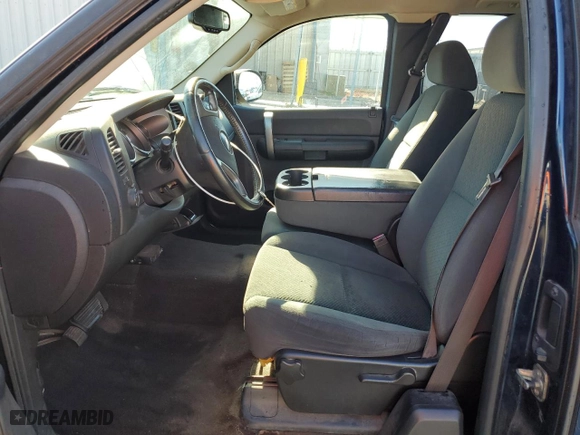 2008 Chevrolet Silverado 1500 LT w/1LT with VIN 2GCEC19J181279215, listed as a Copart auction lot 87639865 with 161,826 mi miles and Salvage Title. Bid and sale history available at carsss.com. Image 7.