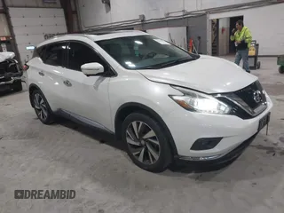 2015 Nissan Murano Platinum z VIN 5N1AZ2MH0FN284971, wystawiony jako IAAI lot #41825061 z przebiegiem 108 391 mil mil oraz . Historia ofert i sprzedaży dostępna na DreamBid. Obrazek 1.