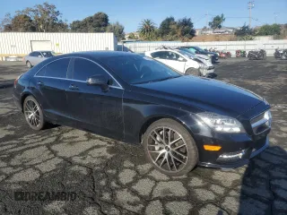 2012 Mercedes-Benz CLS-Class CLS 550 with VIN WDDLJ7DB8CA049093, listed as a Copart auction lot 78743944 with 137,678 mi miles and Salvage Title. Bid and sale history available at carsss.com. Image 4.
