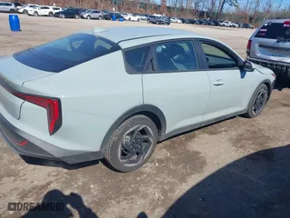 2025 Kia K4 EX with VIN 3KPFU4DEXSE004191, listed as a IAAI auction lot 41699660 with 1,841 mi miles. Bid and sale history available at carsss.com. Image 4.