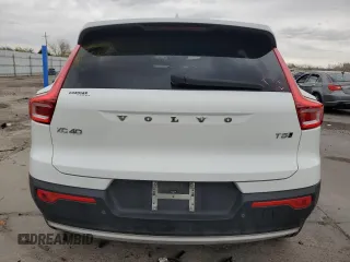2020 Volvo XC40 Momentum with VIN YV4162UK2L2301157, listed as a Copart auction lot 50737225 with 45,666 mi miles and Salvage Title. Bid and sale history available at DreamBid. Image 6.