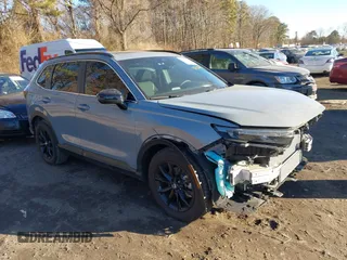 2025 Honda CR-V Sport-L with VIN 7FARS6H83SE010254, listed as a IAAI auction lot 41631267 with 1,019 mi miles and . Bid and sale history available at DreamBid. Image 1.