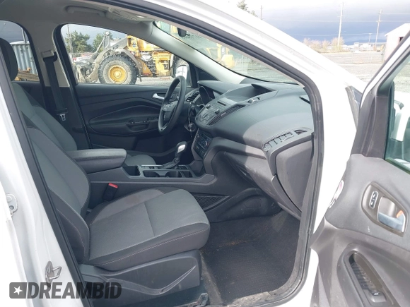 2018 Ford Escape SE with VIN 1FMCU9GD8JUB45369, listed as a IAAI auction lot 41718608 with 91,616 mi miles. Bid and sale history available at carsss.com. Image 5.