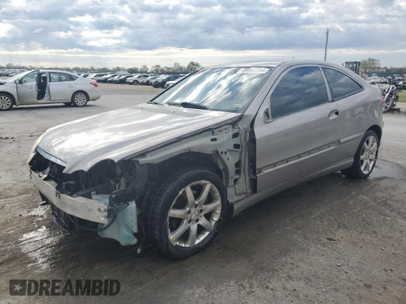 2005 Mercedes-Benz C 230 Kompressor with VIN WDBRN40J55A651472, listed as a Copart auction lot 49505994 with 266,385 mi miles and Salvage title. Bid and sale history available at DreamBid. Image 1.