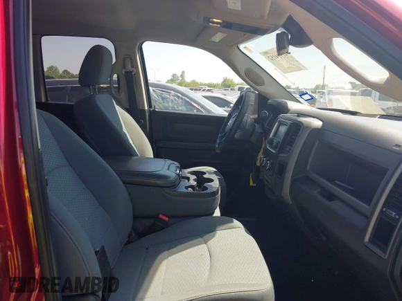2014 Ram 1500 Express z VIN 1C6RR6FT3ES122128, wystawiony jako IAAI lot #41994152 z przebiegiem 138 624 mil mil oraz . Historia ofert i sprzedaży dostępna na DreamBid. Obrazek 5.
