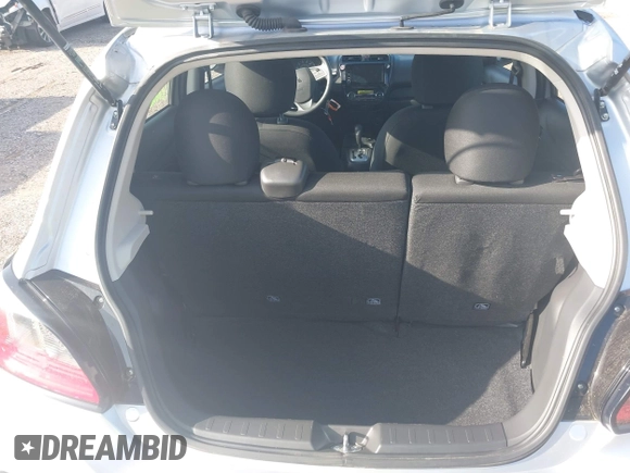 2024 Mitsubishi Mirage ES z VIN ML32AUHJ2RH019158, wystawiony jako IAAI lot #42496751 z przebiegiem 9 663 mil mil oraz . Historia ofert i sprzedaży dostępna na DreamBid. Obrazek 19.