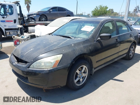 2005 Honda Accord LX z VIN 1HGCM56495A093905, wystawiony jako IAAI lot #42416234 z przebiegiem 121 479 mil mil oraz . Historia ofert i sprzedaży dostępna na DreamBid. Obrazek 2.