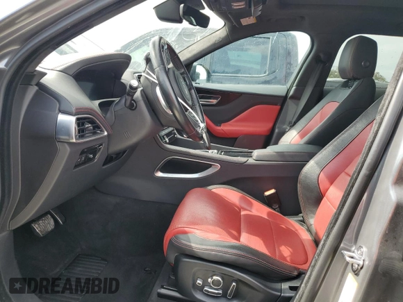 2019 Jaguar F-Pace 30t R-Sport with VIN SADCL2GX3KA613072, listed as a Copart auction lot 77254824 with 57,420 mi miles and Salvage title. Bid and sale history available at DreamBid. Image 7.