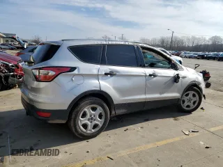 2018 Ford Escape S with VIN 1FMCU0F7XJUA08358, listed as a Copart auction lot 44035535 with 198,467 mi miles and Salvage title. Bid and sale history available at DreamBid. Image 3.