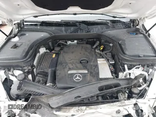 2017 Mercedes-Benz GLC with VIN WDC0G4JB9HF186711, listed as a IAAI auction lot 40883506 with 117,683 mi miles. Bid and sale history available at carsss.com. Image 10.