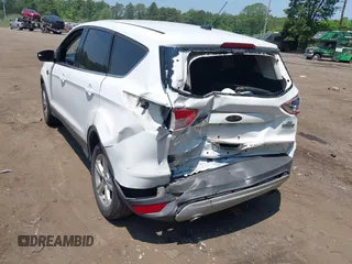 2015 Ford Escape SE с VIN 1FMCU0G93FUB38571, выставлен на аукционе IAAI как лот 42494932 с пробегом 194 700 миль миль и . История ставок и продаж доступна на DreamBid. Изображение 6.