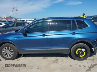 2018 Volkswagen Tiguan SEL z VIN 3VV3B7AX2JM155306, wystawiony jako IAAI lot #42457735 z przebiegiem 48 061 mil mil oraz . Historia ofert i sprzedaży dostępna na DreamBid. Obrazek 14.