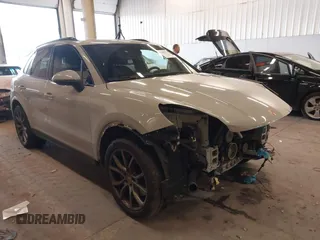 2021 Porsche Cayenne z VIN WP1AA2AY2MDA02282, wystawiony jako IAAI lot #41960123 z przebiegiem 31 608 mil mil oraz . Historia ofert i sprzedaży dostępna na DreamBid. Obrazek 20.
