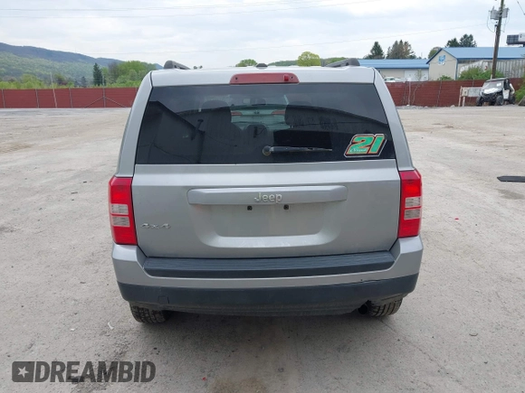 2016 Jeep Patriot Sport with VIN 1C4NJRBB0GD763788, listed as a IAAI auction lot 42100643 with 135,241 mi miles and . Bid and sale history available at carsss.com. Image 16.