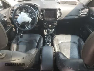 2018 Jeep Compass Limited z VIN 3C4NJDCB6JT206659, wystawiony jako Copart lot #58779315 z przebiegiem Nie podano mil oraz Szkoda całkowita • Salvage title. Historia ofert i sprzedaży dostępna na DreamBid. Obrazek 8.