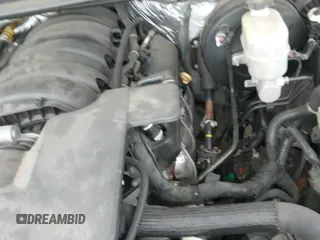 2018 Chevrolet Suburban LT с VIN 1GNSCHKC8JR349384, выставлен на аукционе IAAI как лот 42378309 с пробегом 129 848 миль миль и . История ставок и продаж доступна на DreamBid. Изображение 19.