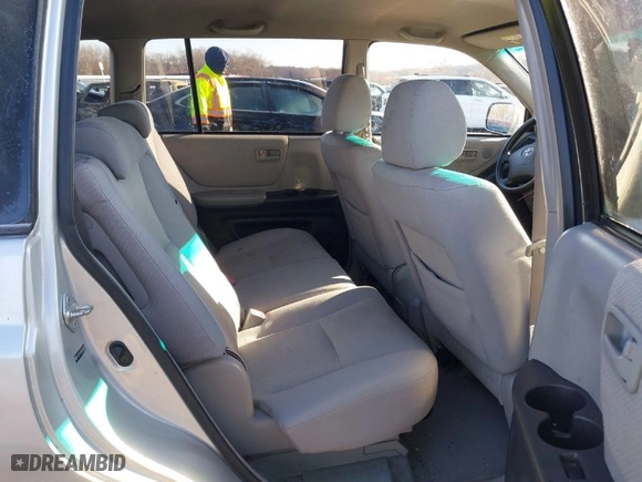 2005 Toyota Highlander with VIN JTEDP21A650062604, listed as a IAAI auction lot 40996702 with 193,651 mi miles. Bid and sale history available at carsss.com. Image 8.