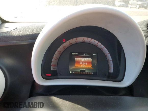 2016 Smart fortwo Passion z VIN WMEFJ5DAXGK125319, wystawiony jako Copart lot #87961455 z przebiegiem 37 246 mil mil oraz Szkody całkowita. Historia ofert i sprzedaży dostępna na DreamBid. Obrazek 9.