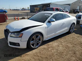 2009 Audi S5 z VIN WAURV78T49A035452, wystawiony jako Copart lot #55078485 z przebiegiem 127 446 mil mil oraz Czysty tytuł • Clean title. Historia ofert i sprzedaży dostępna na DreamBid. Obrazek 1.
