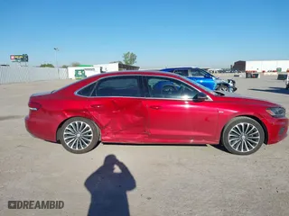 2022 Volkswagen Passat 2.0T Limited Edition with VIN 1VWBA7A3XNC009380, listed as a IAAI auction lot 40993689 with 63,435 mi miles. Bid and sale history available at carsss.com. Image 6.
